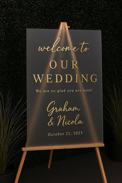 Custom Acrylic Wedding Welcome Sign: Modern Reception Decor