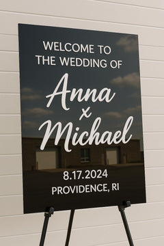 Custom Acrylic Wedding Welcome Sign: Modern Reception Decor